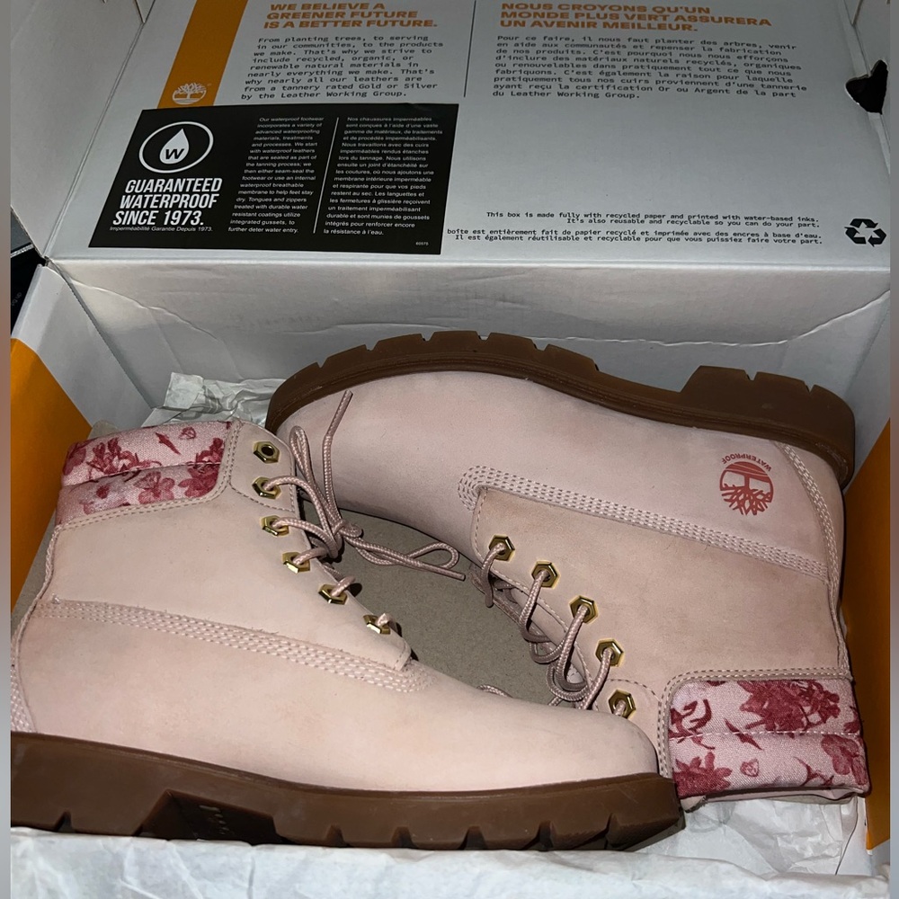 Timberland Boots | PINK | FLORAL | WOMANS | SIZE 6.5 - Picture 7 of 8